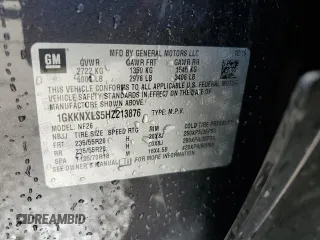 2017 GMC Acadia Denali z VIN 1GKKNXLS5HZ213876, wystawiony jako Copart lot #56966785 z przebiegiem 59 562 mil mil oraz Czysty tytuł • Clean title. Historia ofert i sprzedaży dostępna na DreamBid. Obrazek 13.