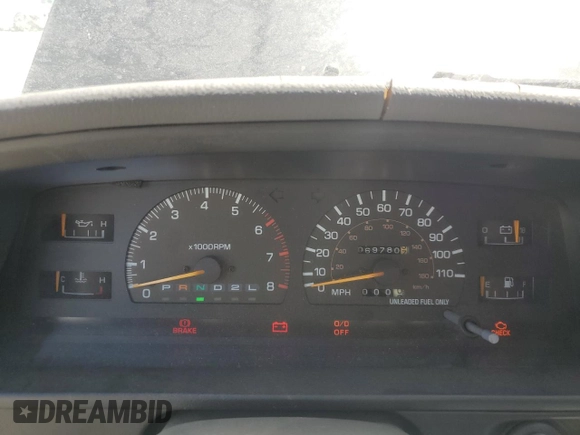 1989 Toyota Pickup с VIN JT4RN93SXK5002435, выставлен на аукционе Copart как лот 55853975 с пробегом 69 780 миль миль и Чистый • Clean title. История ставок и продаж доступна на DreamBid. Изображение 9.