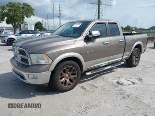 2010 Dodge 1500 TRX z VIN 1D7RV1GT5AS179033, wystawiony jako IAAI lot #42378439 z przebiegiem 192 045 mil mil oraz . Historia ofert i sprzedaży dostępna na DreamBid. Obrazek 2.