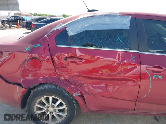 2018 Chevrolet Sonic LT with VIN 1G1JD5SH3J4105434, listed as a IAAI auction lot 41992626 with 79,843 mi miles and . Bid and sale history available at DreamBid. Image 6.