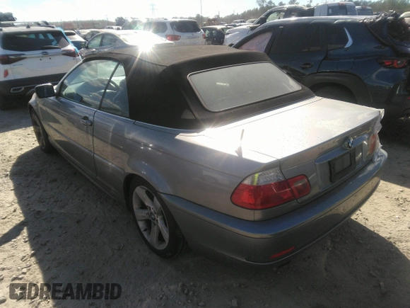 2006 BMW 3 Series 325Ci with VIN WBABW33406PX88766, listed as a IAAI auction lot 40582299 with 145,131 mi miles. Bid and sale history available at carsss.com. Image 3.