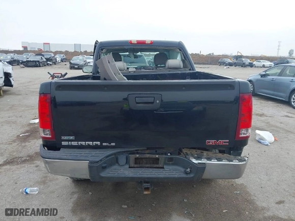 2011 GMC Sierra 1500 SLE with VIN 3GTP1VE05BG399018, listed as a IAAI auction lot 41513516 with 181,834 mi miles. Bid and sale history available at carsss.com. Image 16.