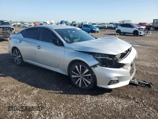 2019 Nissan Altima SR with VIN 1N4BL4CV4KN321288, listed as a Copart auction lot 49854595 with 102,581 mi miles and Salvage Title. Bid and sale history available at carsss.com. Image 4.