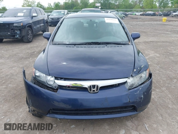 2008 Honda Civic LX z VIN 1HGFA16528L023887, wystawiony jako IAAI lot #42258235 z przebiegiem 262 586 mil mil oraz . Historia ofert i sprzedaży dostępna na DreamBid. Obrazek 12.