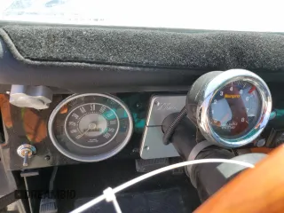1977 Ford Bronco z VIN U15GLZ00328, wystawiony jako Copart lot #75642474 z przebiegiem Nie podano mil oraz Szkoda całkowita • Salvage title. Historia ofert i sprzedaży dostępna na DreamBid. Obrazek 9.