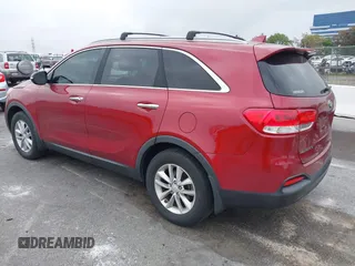 2016 Kia Sorento LX with VIN 5XYPG4A33GG100267, listed as a IAAI auction lot 42098220 with 42,661 mi miles. Bid and sale history available at carsss.com. Image 3.