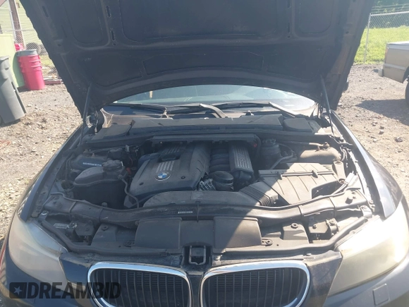 2011 BMW 3 Series 328i xDrive with VIN WBAPK7C5XBF085225, listed as a IAAI auction lot 42534473 with 172,876 mi miles and . Bid and sale history available at DreamBid. Image 10.