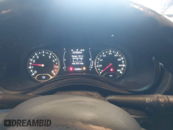 2017 Jeep Renegade Latitude with VIN ZACCJBBB4HPF21586, listed as a IAAI auction lot 41563503 with 134,606 mi miles. Bid and sale history available at carsss.com. Image 7.