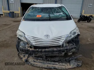 2017 Toyota Sienna LE Auto Access Seat с VIN 5TDKZ3DC5HS854768, выставлен на аукционе Copart как лот 56375655 с пробегом 107 198 миль миль и Списание • Salvage title. История ставок и продаж доступна на DreamBid. Изображение 5.