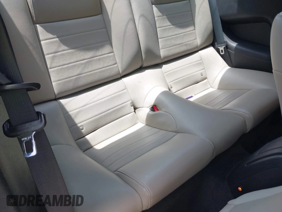 2013 Ford Mustang V6 with VIN 1ZVBP8AM6D5256735, listed as a IAAI auction lot 42322736 with 88,161 mi miles and . Bid and sale history available at DreamBid. Image 8.