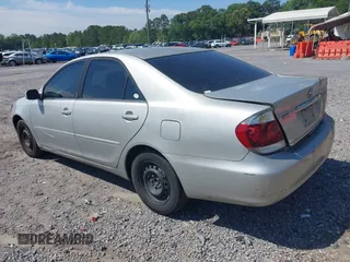 2003 Toyota Camry LE with VIN 4T1BE32K03U135482, listed as a IAAI auction lot 42145175 with 172,725 mi miles and . Bid and sale history available at DreamBid. Image 3.