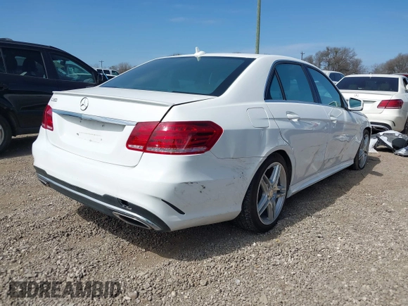 2014 Mercedes-Benz E-Class E 350 Sport with VIN WDDHF5KB6EA900342, listed as a IAAI auction lot 41697608 with 157,330 mi miles. Bid and sale history available at carsss.com. Image 4.