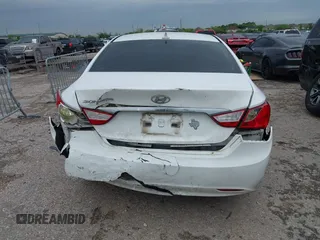 2013 Hyundai Sonata GLS with VIN 5NPEB4ACXDH725856, listed as a IAAI auction lot 41894412 with 137,855 mi miles and . Bid and sale history available at carsss.com. Image 12.