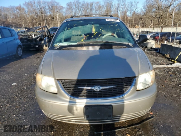 2003 Chrysler Town & Country EX with VIN 2C4GP74L73R172754, listed as a Copart auction lot 86831044 with 176,340 mi miles and Salvage Title. Bid and sale history available at carsss.com. Image 5.