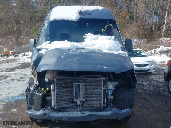 2019 Mercedes-Benz Sprinter Cargo Van with VIN WD4PF0CD8KP046669, listed as a IAAI auction lot 41575733 with 140,492 mi miles. Bid and sale history available at carsss.com. Image 13.