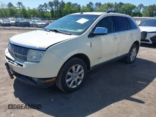 2008 Lincoln MKX with VIN 2LMDU88C48BJ17142, listed as a IAAI auction lot 42144487 with 239,637 mi miles. Bid and sale history available at carsss.com. Image 2.