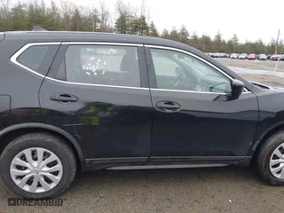 2017 Nissan Rogue SL with VIN JN8AT2MT6HW389641, listed as a IAAI auction lot 41788719 with 142,555 mi miles. Bid and sale history available at carsss.com. Image 14.
