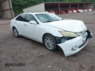2012 Lexus ES 330 z VIN JTHBK1EG1C2493869, wystawiony jako IAAI lot #42368193 z przebiegiem 278 627 mil mil oraz . Historia ofert i sprzedaży dostępna na DreamBid. Obrazek 1.