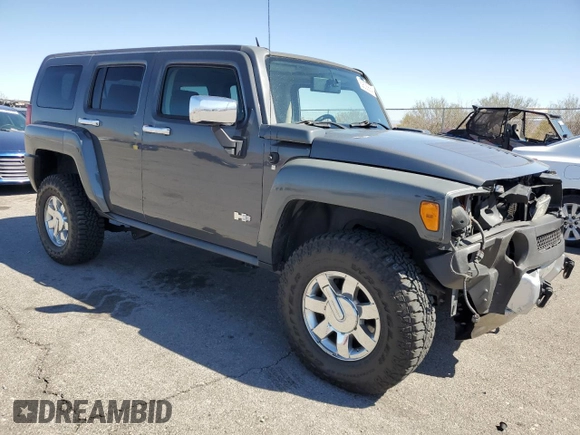 2008 Hummer H3 SUV with VIN 5GTEN13E888129999, listed as a Copart auction lot 69536884 with 119,059 mi miles and Salvage Title. Bid and sale history available at carsss.com. Image 4.