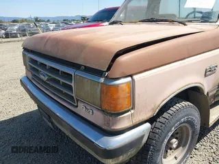 1987 Ford F-150 with VIN 1FTEF14N8HPB08224, listed as a IAAI auction lot 42047520 with 72,977 mi miles. Bid and sale history available at carsss.com. Image 6.