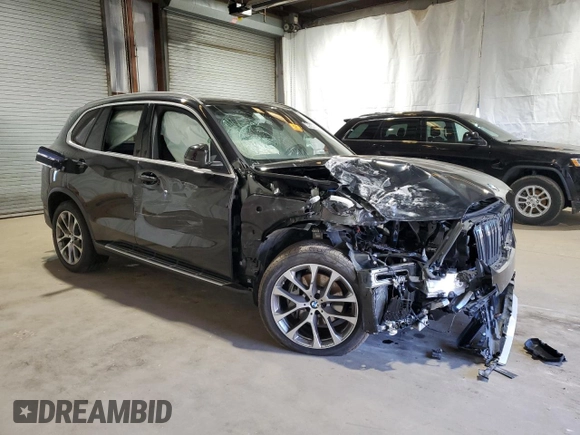 2025 BMW X5 xDrive40i with VIN 5UX23EU08S9W31549, listed as a Copart auction lot 49848545 with 0 mi miles and Salvage Title. Bid and sale history available at carsss.com. Image 4.
