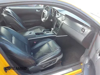 2007 Ford Mustang Deluxe with VIN 1ZVHT80NX75212760, listed as a IAAI auction lot 42716918 with 264,431 mi miles and . Bid and sale history available at DreamBid. Image 5.