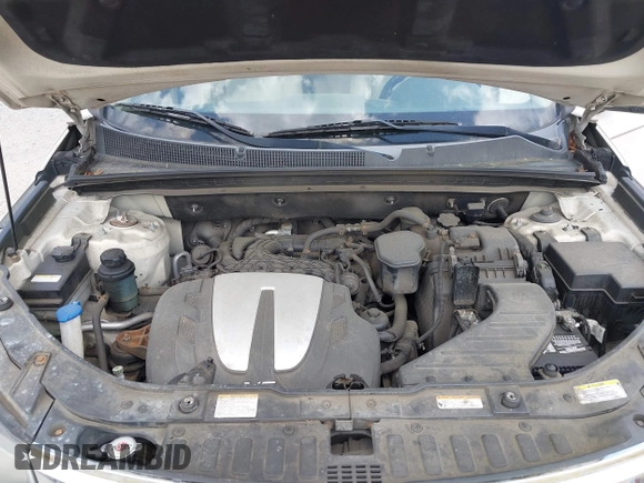2011 Kia Sorento EX with VIN 5XYKUDA20BG031931, listed as a IAAI auction lot 42234673 with 171,221 mi miles and . Bid and sale history available at DreamBid. Image 10.