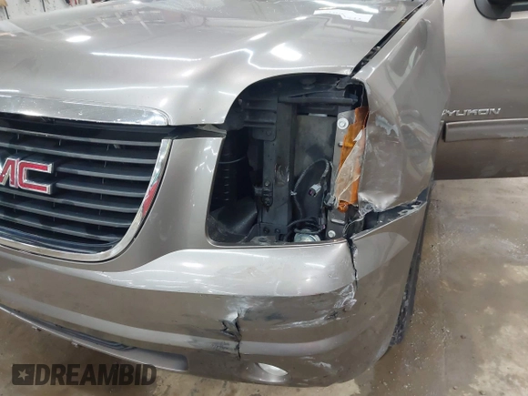 2011 GMC Yukon SLT with VIN 1GKS2CE02BR336524, listed as a IAAI auction lot 42189541 with 226,321 mi miles and . Bid and sale history available at DreamBid. Image 6.