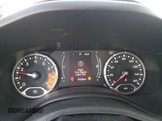2017 Jeep Renegade Latitude with VIN ZACCJBBB3HPE84014, listed as a Copart auction lot 48664815 with 97,236 mi miles and Clean Title. Bid and sale history available at carsss.com. Image 9.
