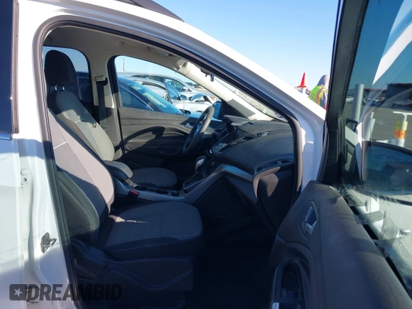 2013 Ford Escape SE with VIN 1FMCU0G9XDUD01410, listed as a IAAI auction lot 41758032 with 154,208 mi miles. Bid and sale history available at carsss.com. Image 5.