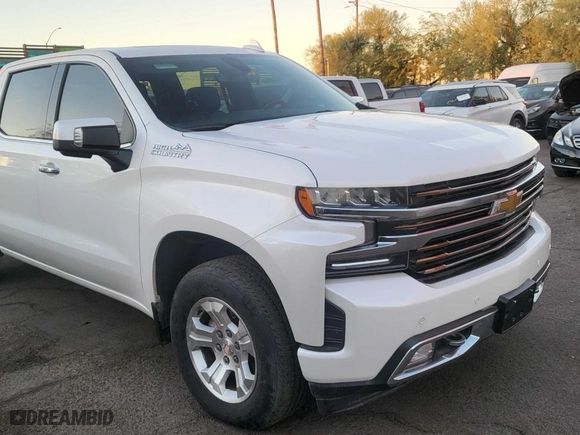 2020 Chevrolet Silverado 1500 High Country with VIN 3GCPWFEDXLG409568, listed as a Copart auction lot 82142564 with 44,792 mi miles and Clean Title. Bid and sale history available at carsss.com. Image 1.