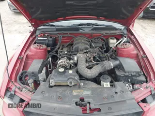 2008 Ford Mustang Deluxe with VIN 1ZVHT84N885204927, listed as a IAAI auction lot 41395944 with 144,892 mi miles and . Bid and sale history available at carsss.com. Image 10.