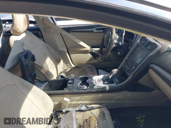 2016 Ford Fusion SE с VIN 3FA6P0HD7GR122464, выставлен на аукционе IAAI как лот 42803281 с пробегом Не указан миль и . История ставок и продаж доступна на DreamBid. Изображение 5.
