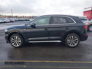 2024 Audi Q5 S line Premium Plus with VIN WA1EAAFY4R2034203, listed as a IAAI auction lot 41788489 with 33,966 mi miles. Bid and sale history available at carsss.com. Image 15.