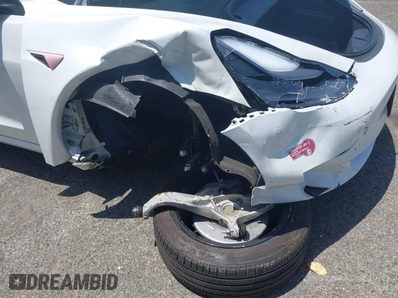 2023 Tesla Model 3 с VIN 5YJ3E1EA6PF603133, выставлен на аукционе IAAI как лот 42571373 с пробегом 15 486 миль миль и . История ставок и продаж доступна на DreamBid. Изображение 6.