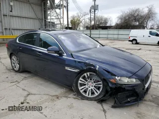 2017 Jaguar XF 35t Premium with VIN SAJBJ4BVXHCY30910, listed as a Copart auction lot 43550705 with 52,408 mi miles and Salvage Title. Bid and sale history available at carsss.com. Image 4.