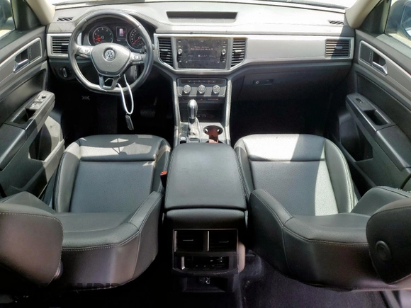 2018 Volkswagen Atlas SE with VIN 1V2CR2CA2JC569353, listed as a Copart auction lot 58377025 with 116,303 mi miles and Clean title. Bid and sale history available at DreamBid. Image 8.