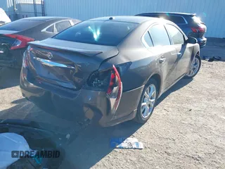 2013 Nissan Maxima S z VIN 1N4AA5AP7DC813288, wystawiony jako IAAI lot #41729598 z przebiegiem 133 573 mil mil oraz . Historia ofert i sprzedaży dostępna na DreamBid. Obrazek 4.