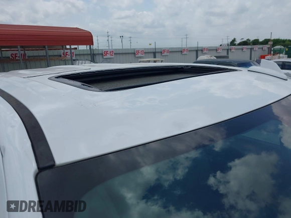 2019 GMC Sierra 1500 SLT z VIN 3GTU9DED4KG197425, wystawiony jako IAAI lot #42105713 z przebiegiem 103 061 mil mil oraz . Historia ofert i sprzedaży dostępna na DreamBid. Obrazek 17.