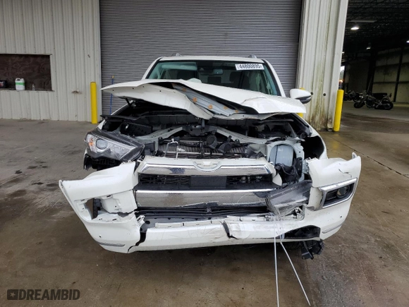 2023 Toyota 4Runner Limited with VIN JTEDU5JR9P5291686, listed as a Copart auction lot 44800895 with 26,196 mi miles and Salvage Title. Bid and sale history available at carsss.com. Image 5.