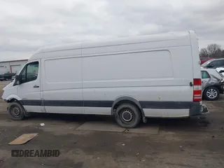 2014 Mercedes-Benz Sprinter Cargo EXT with VIN WD3PE8DC4E5874522, listed as a IAAI auction lot 41846086 with 347,045 mi miles. Bid and sale history available at carsss.com. Image 14.