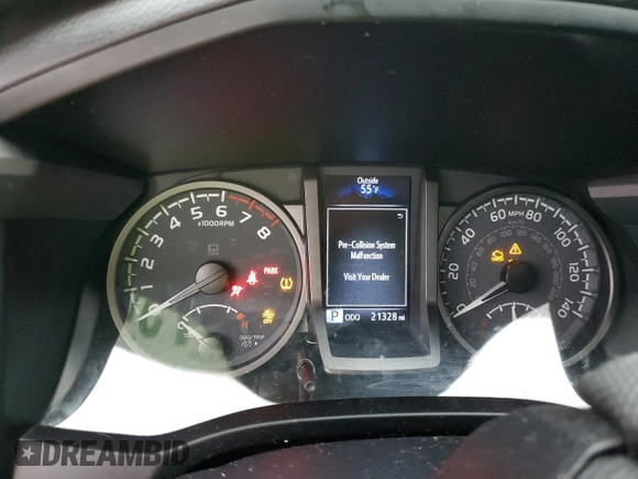 2021 Toyota Tacoma 4WD SR5 with VIN 3TMDZ5BN5MM098717, listed as a Copart auction lot 43877975 with 21,328 mi miles and Salvage Title. Bid and sale history available at carsss.com. Image 9.