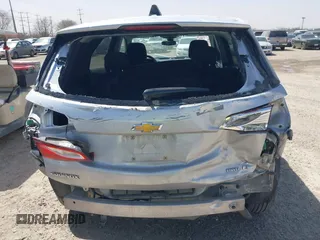 2020 Chevrolet Equinox LT with VIN 2GNAXUEV8L6165776, listed as a IAAI auction lot 41712136 with 132,479 mi miles. Bid and sale history available at carsss.com. Image 17.