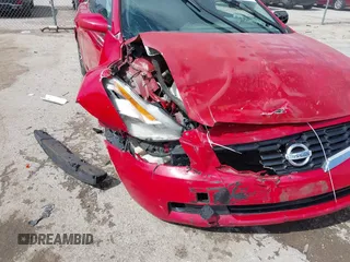 2009 Nissan Altima S z VIN 1N4AL24E19C110361, wystawiony jako IAAI lot #42164701 z przebiegiem 249 672 mil mil oraz . Historia ofert i sprzedaży dostępna na DreamBid. Obrazek 1.
