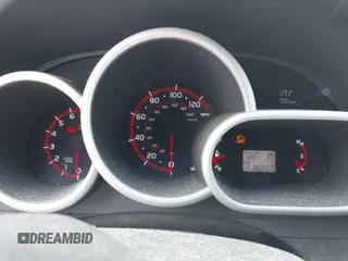 2009 Pontiac Vibe 1SA with VIN 5Y2SP67829Z464547, listed as a IAAI auction lot 42420862 with 118,207 mi miles and . Bid and sale history available at DreamBid. Image 7.