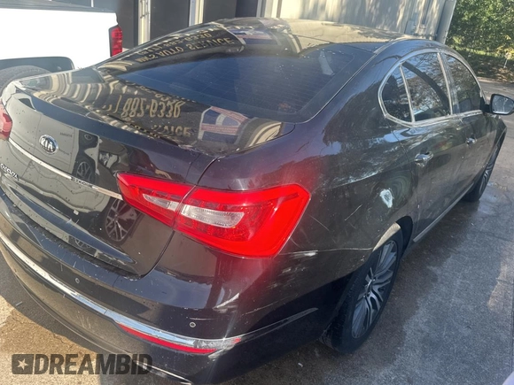 2015 Kia Cadenza Premium with VIN KNALN4D78F5169611, listed as a Copart auction lot 80753424 with 102,146 mi miles and Clean Title. Bid and sale history available at carsss.com. Image 4.