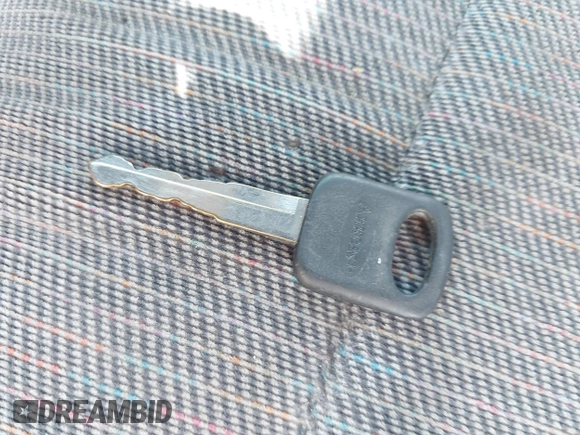 1995 Ford F-150 с VIN 1FTEF15N9SNB71348, выставлен на аукционе IAAI как лот 42307020 с пробегом 252 581 миль миль и . История ставок и продаж доступна на DreamBid. Изображение 11.
