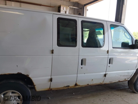 2013 Ford Econoline Cargo Commercial с VIN 1FTSS3EL0DDA86867, выставлен на аукционе IAAI как лот 42396449 с пробегом 336 057 миль миль и . История ставок и продаж доступна на DreamBid. Изображение 13.