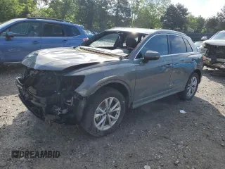 2024 Audi Q3 S line Premium z VIN WA1DECF35R1028206, wystawiony jako Copart lot #56335225 z przebiegiem 19 375 mil mil oraz Szkody całkowita. Historia ofert i sprzedaży dostępna na DreamBid. Obrazek 1.