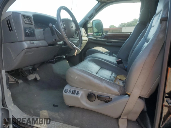 2002 Ford F-350 XL with VIN 1FTSW31S22EA86524, listed as a Copart auction lot 59212805 with 193,901 mi miles and Salvage title. Bid and sale history available at DreamBid. Image 7.